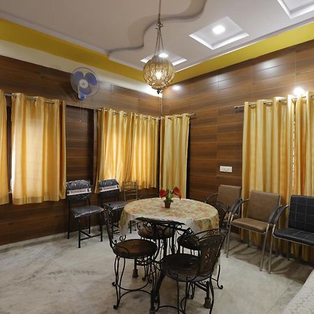 Basil Inn Home Stay Walking Distance From Taj Mahal Agra 阿格拉 外观 照片